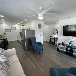  Holiday home Incredible Comfortable Near The Airport And Beaches United States